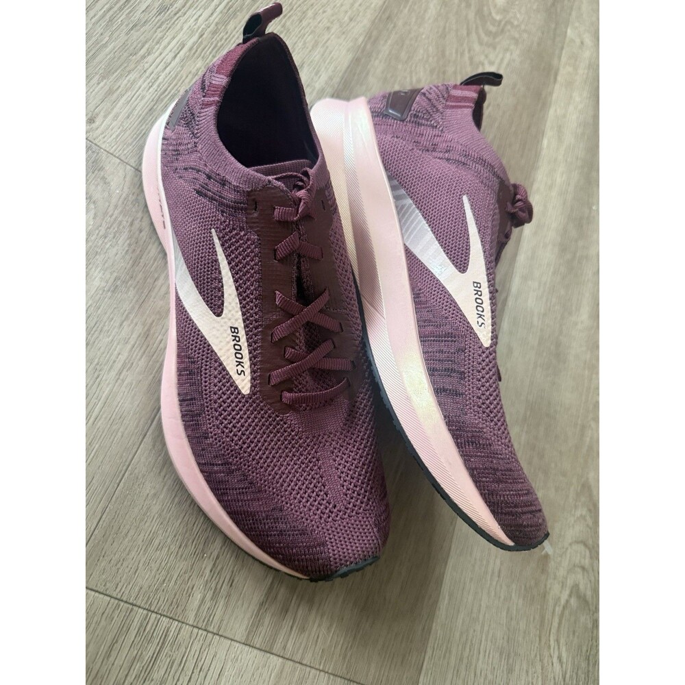 Size 10 - Brooks Levitate 4 Nocturne Women’s Running Sneakers